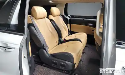 Kia Canival 2023 2.2 Автомат в Москве № 122297, миниатюра 2