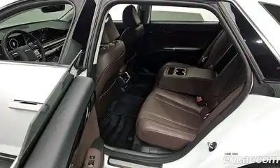 Hyundai Grandeur 2024 3.5 Автомат в Москве № 122650, миниатюра 11