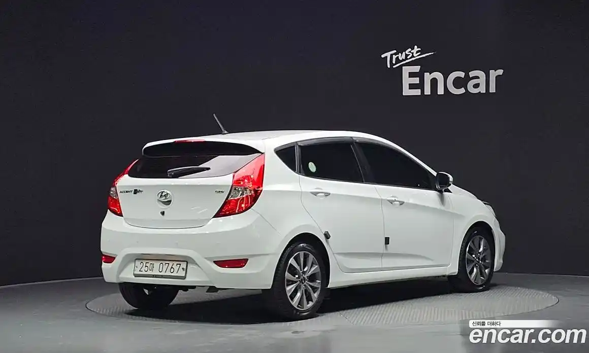 Hyundai Accent 2016 1.6 Автомат в Москве № 124851, фото 15