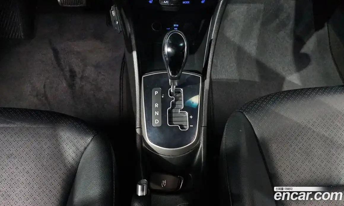 Hyundai Accent 2016 1.6 Автомат в Москве № 124851, фото 17