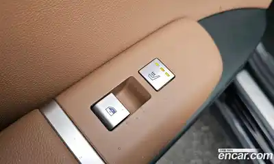 Hyundai Grandeur 2023 2.5 Автомат в Москве № 125461, миниатюра 4