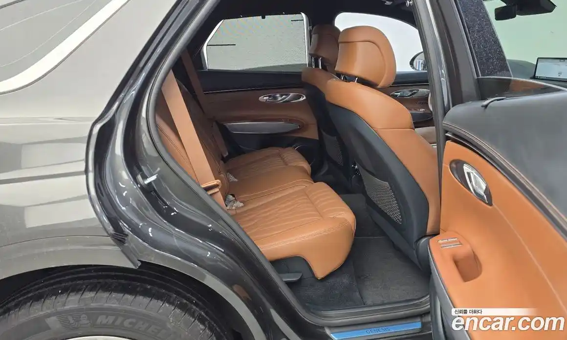 Genesis GV70 2024 2.5 Автомат в Москве № 12906, фото 13