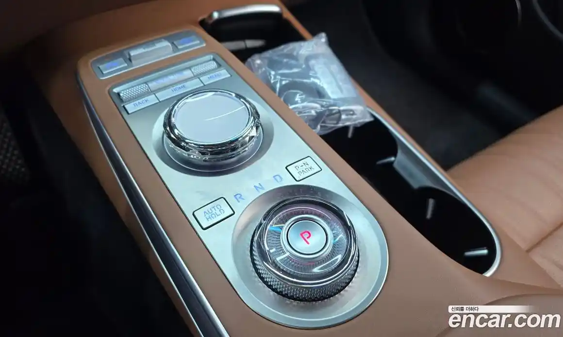 Genesis GV70 2024 2.5 Автомат в Москве № 12906, фото 19