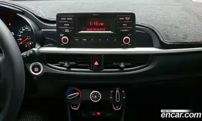 Kia Morning 2017 1.0 Автомат в Москве № 130055, миниатюра 10