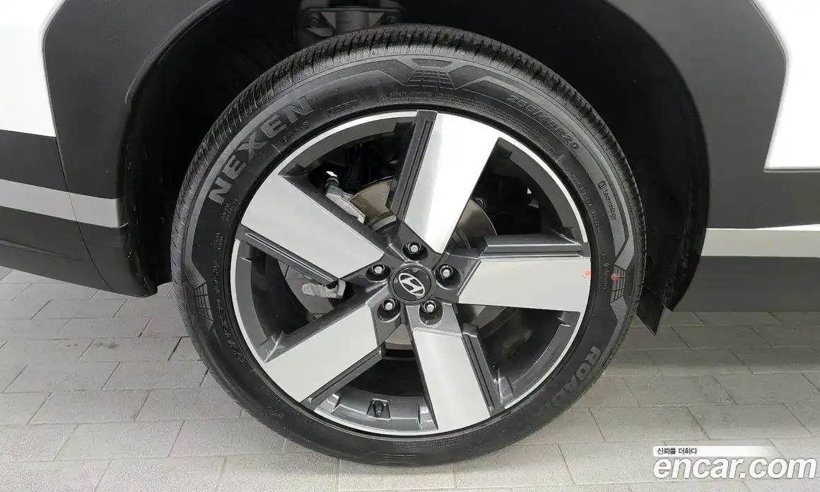 Hyundai Santa Fe 2025 2.5 Автомат в Москве № 130112, фото 13