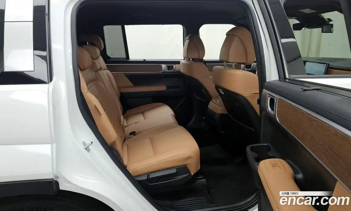 Hyundai Santa Fe 2025 2.5 Автомат в Москве № 130112, фото 15