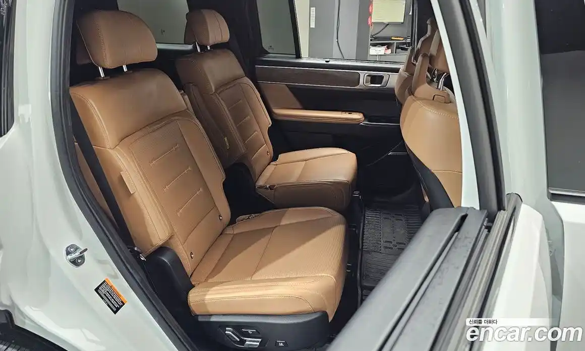 Hyundai Santa Fe 2024 1.6 Автомат в Москве № 130296, фото 13