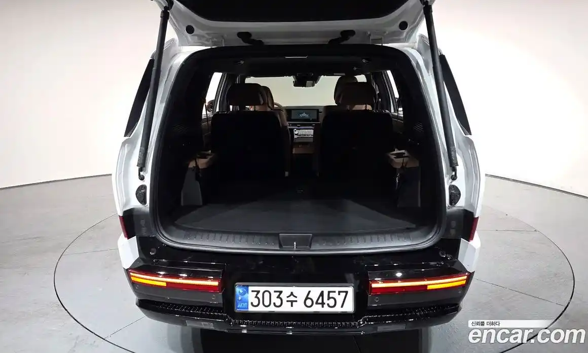 Hyundai Santa Fe 2024 1.6 Автомат в Москве № 130296, фото 16