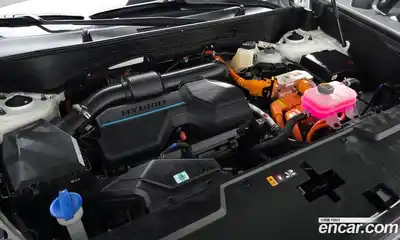 Hyundai Santa Fe 2024 1.6 Автомат в Москве № 130296, миниатюра 2