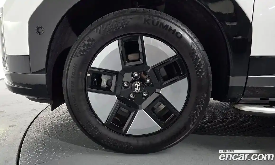 Hyundai Santa Fe 2024 1.6 Автомат в Москве № 130296, фото 7