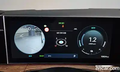 Hyundai Santa Fe 2024 1.6 Автомат в Москве № 130296, миниатюра 9