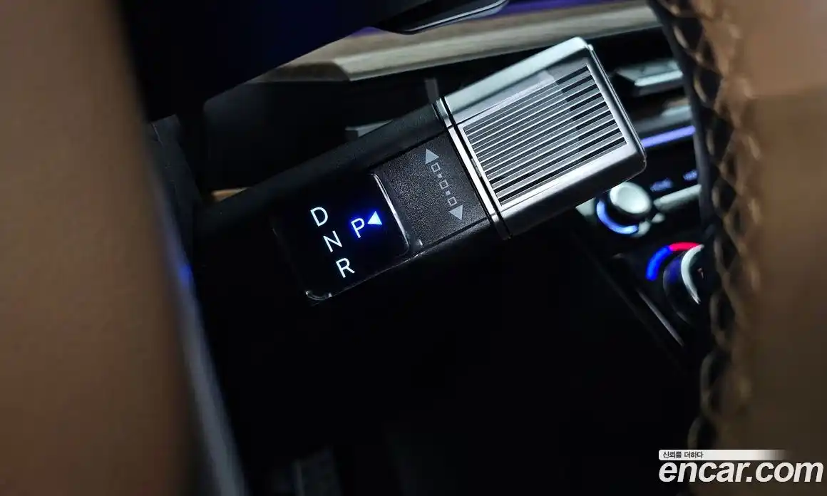 Hyundai Santa Fe 2024 1.6 Автомат в Москве № 130296, фото 10