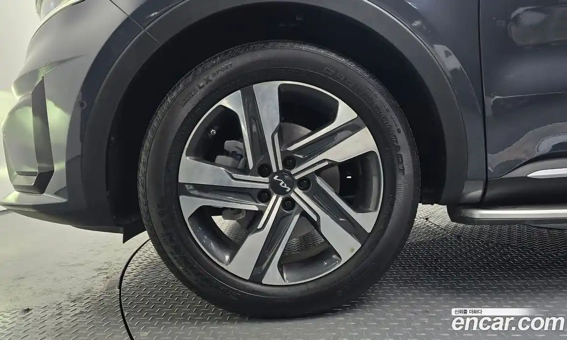 Kia Sorento 2023 1.6 Автомат в Москве № 132107, фото 18