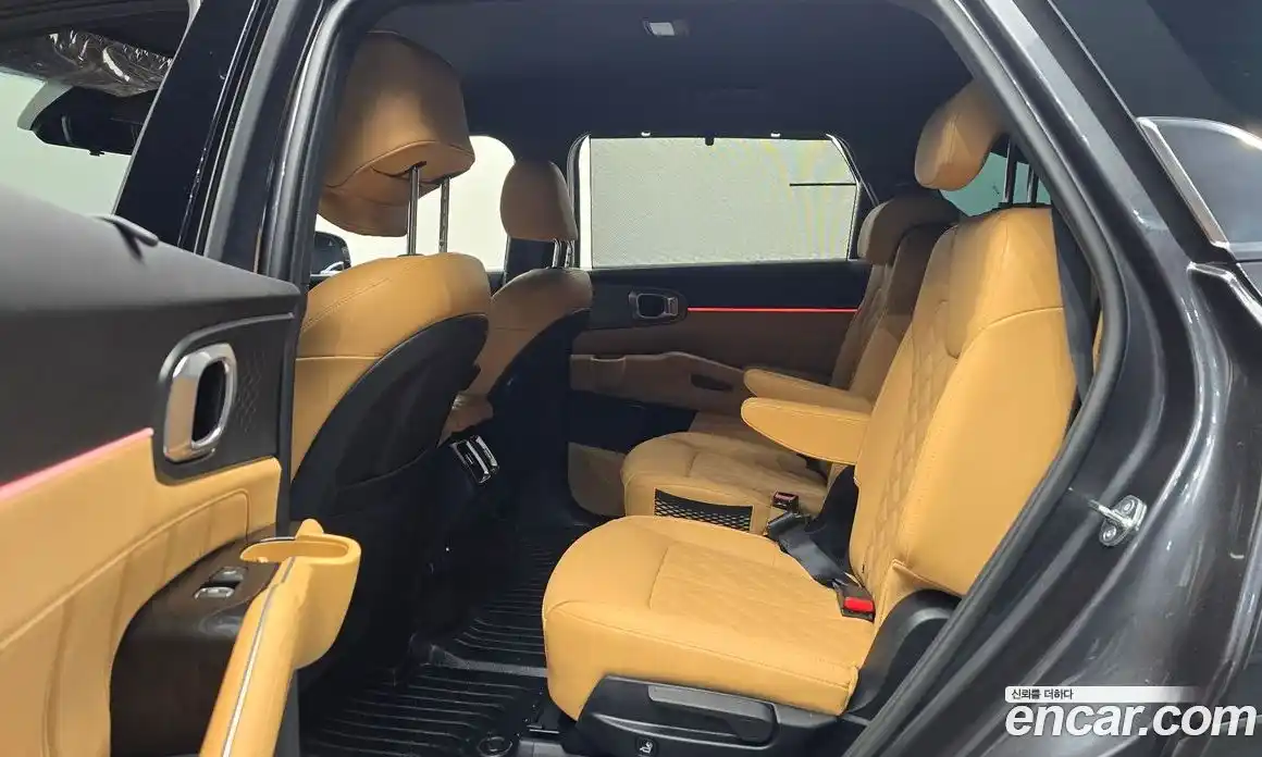 Kia Sorento 2023 1.6 Автомат в Москве № 132107, фото 4