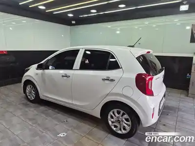 Kia Morning 2019 1.0 Механическая в Москве № 132657, миниатюра 2