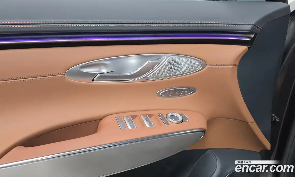 Genesis GV70 2025 2.5 Автомат в Москве № 13335, фото 17