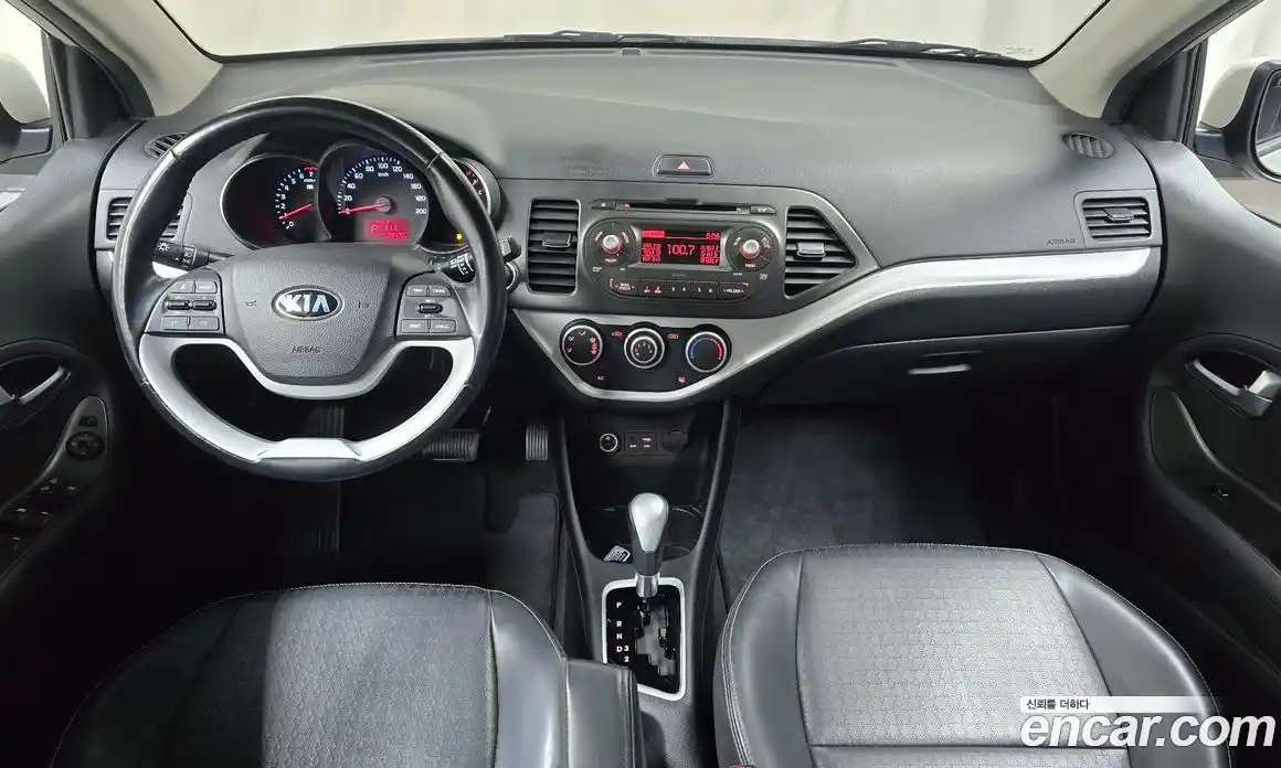 Kia Morning 2016 1.0 Автомат в Москве № 133434, фото 13