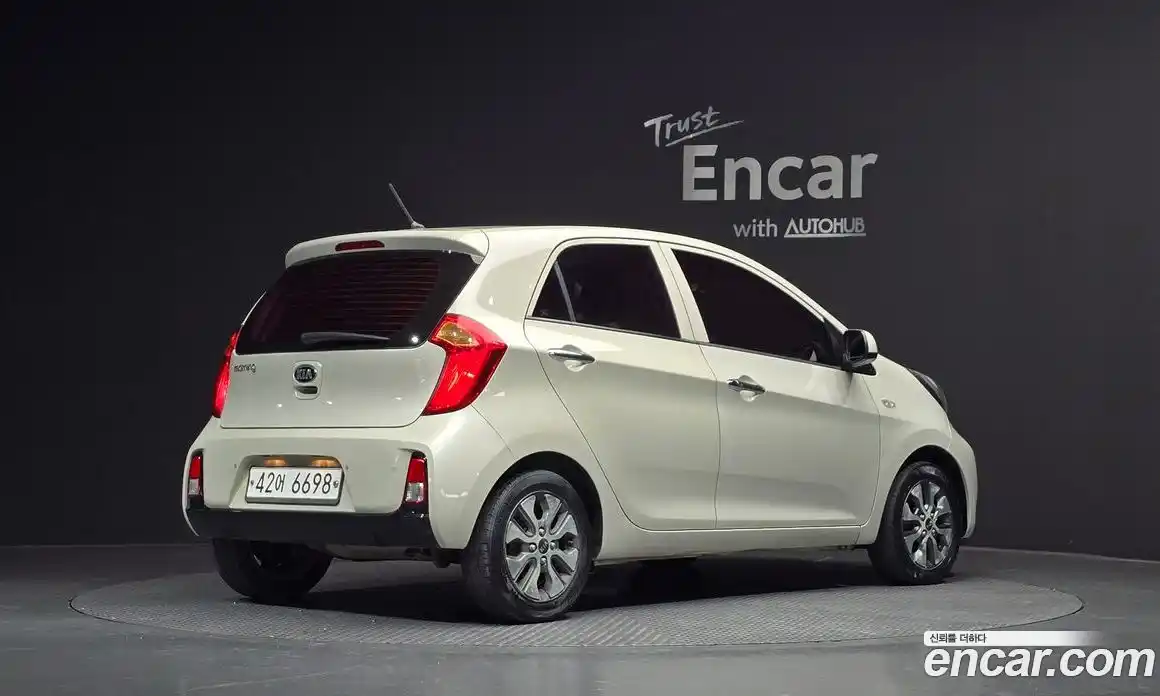 Kia Morning 2016 1.0 Автомат в Москве № 133434, фото 20