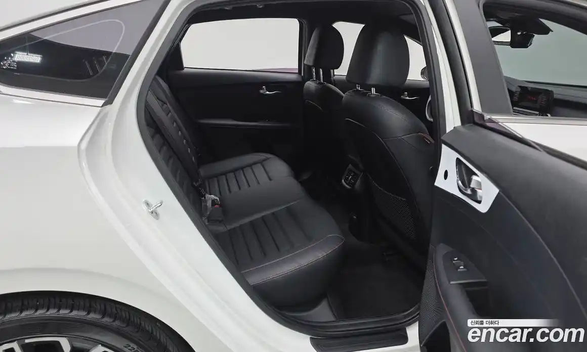 Kia K3 2022 1.6 Автомат в Москве № 134094, фото 12