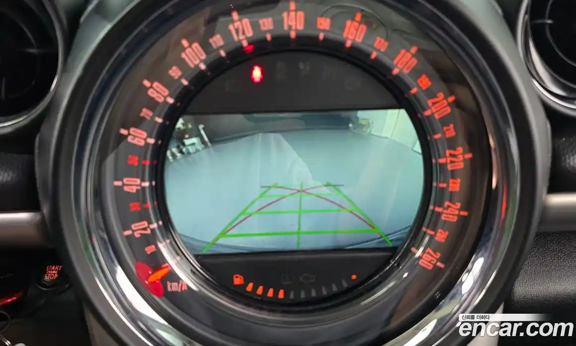 Mini Countryman 2015 2.0 Автомат в Москве № 135988, фото 17