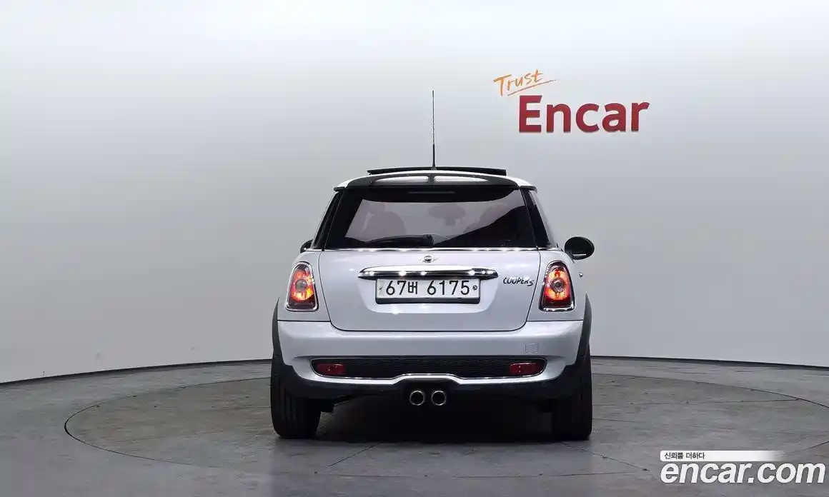 Mini Cooper 2010 1.6 Автомат в Москве № 137169, фото 15