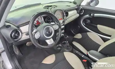 Mini Cooper 2010 1.6 Автомат в Москве № 137169, миниатюра 2