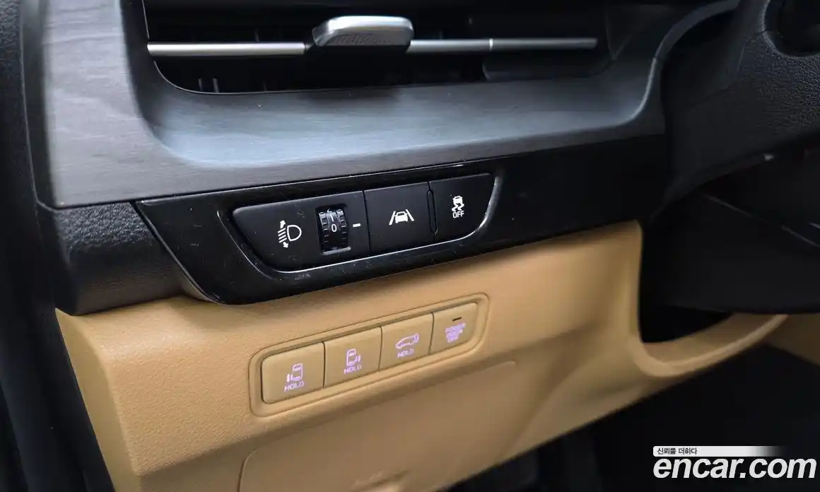 Kia Canival 2023 3.5 Автомат в Москве № 14132, фото 7