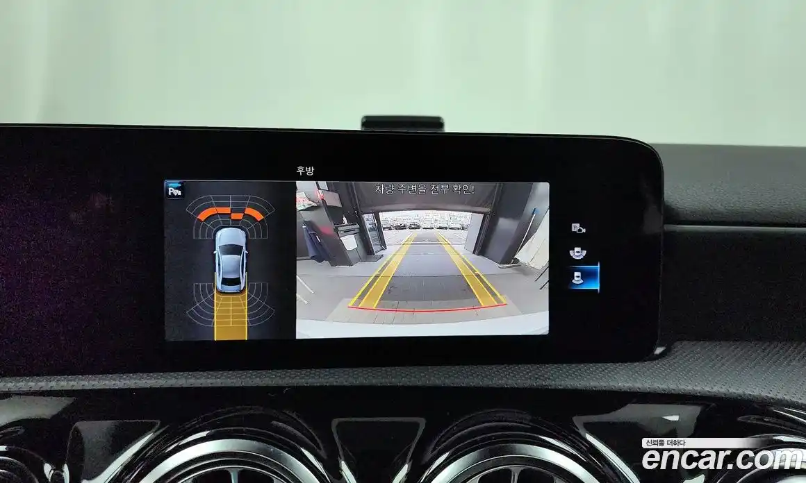 Mercedes-Benz A-Class 2022 2.0 Автомат в Москве № 142010, фото 11