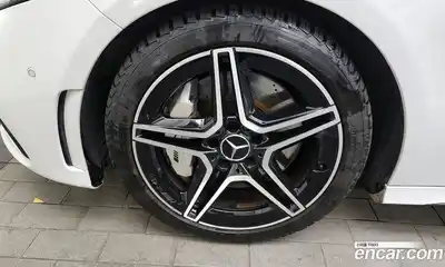 Mercedes-Benz A-Class 2022 2.0 Автомат в Москве № 142010, миниатюра 2