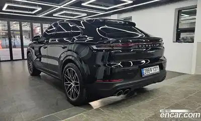 Porsche Cayenne 2024 3.0 Автомат в Москве № 143940, миниатюра 2