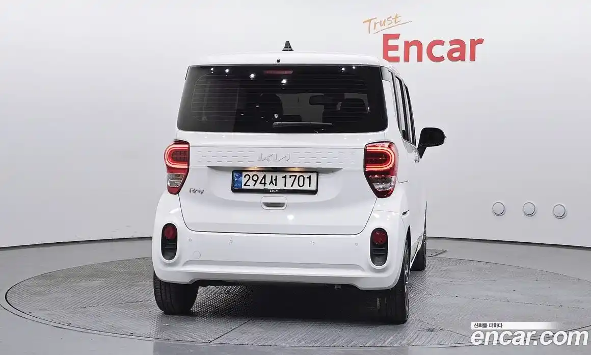 Kia Ray 2022 1.0 Автомат в Москве № 14664, фото 1