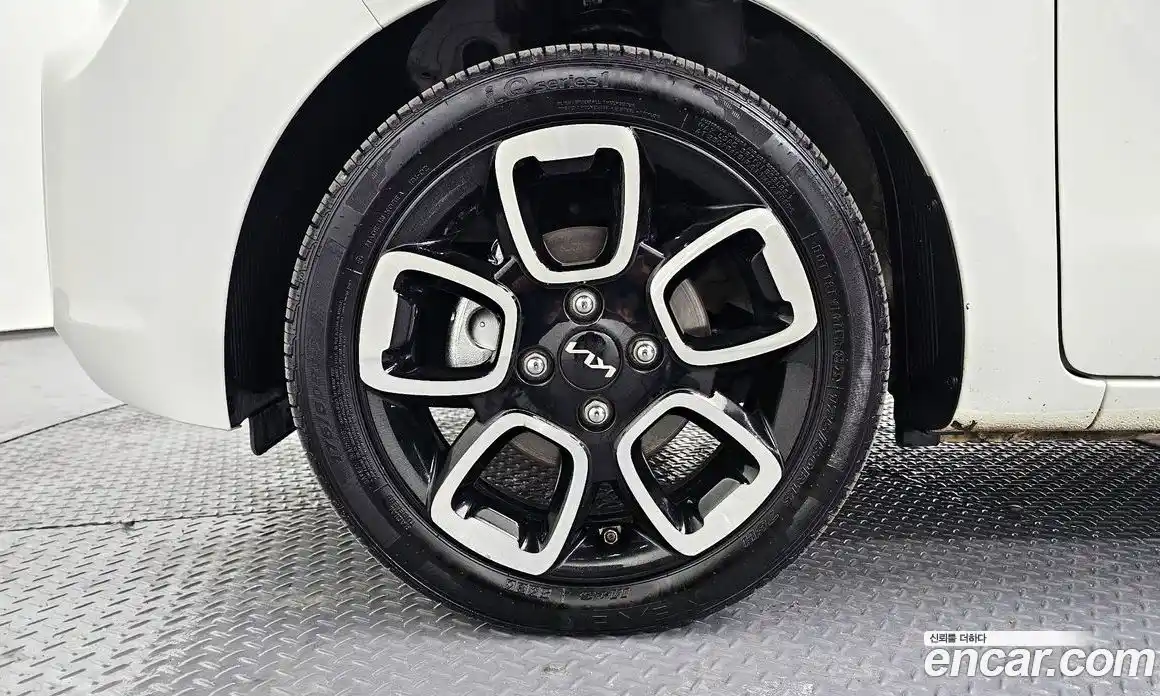 Kia Ray 2022 1.0 Автомат в Москве № 14664, фото 11