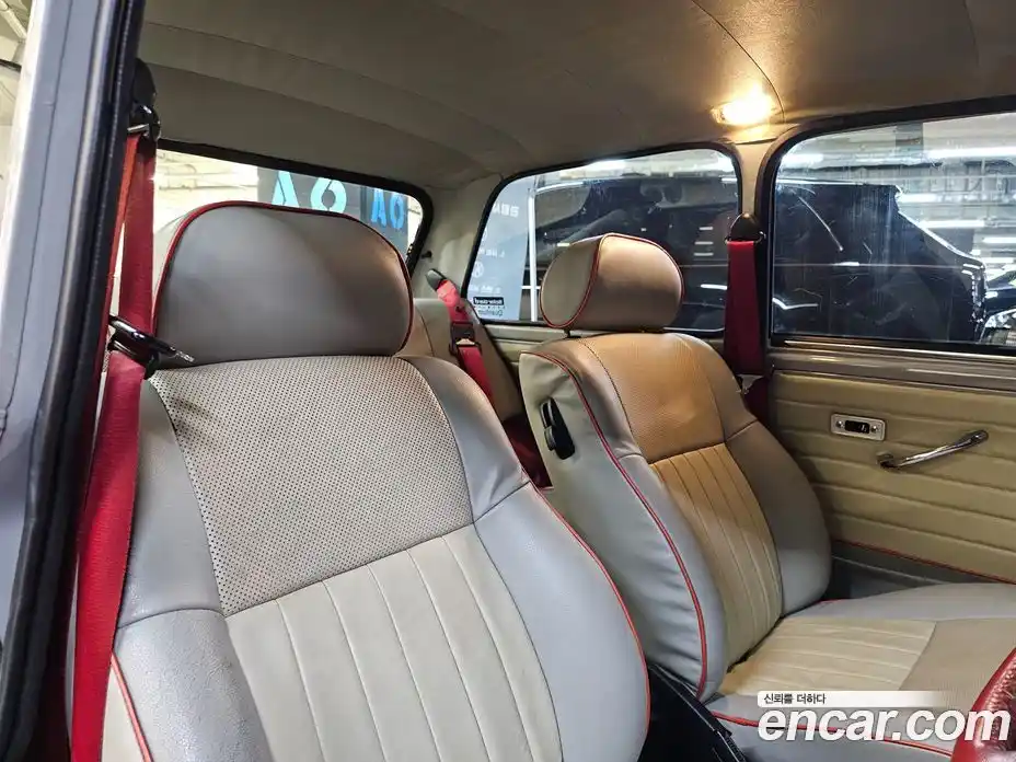 Mini Rover Mini 1995 1.3 Механическая в Москве № 147117, фото 11