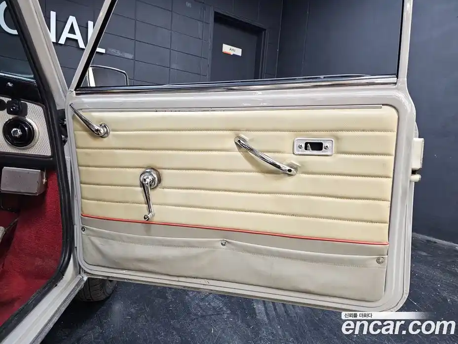 Mini Rover Mini 1995 1.3 Механическая в Москве № 147117, фото 19