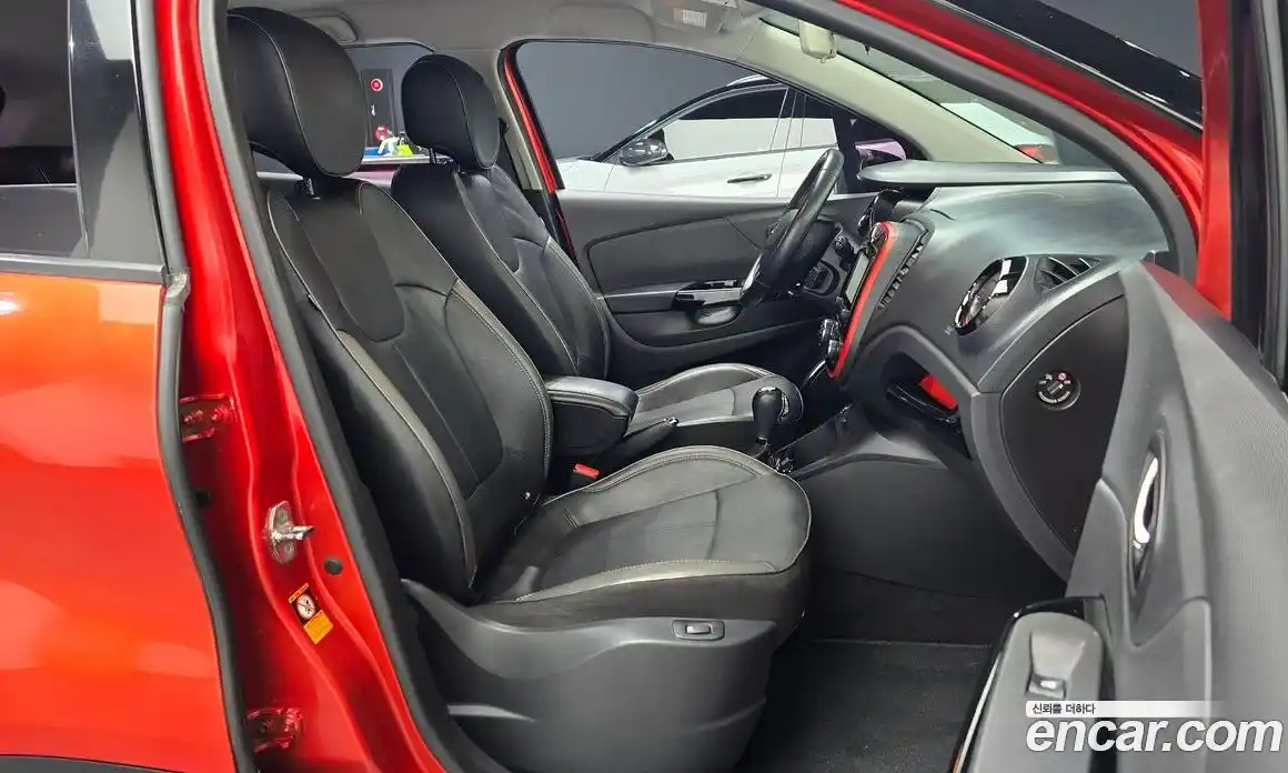 Renault QM3 2015 1.5 Автомат в Москве № 147598, фото 11