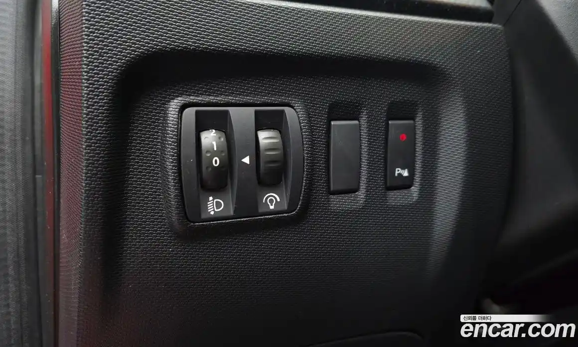 Renault QM3 2015 1.5 Автомат в Москве № 147598, фото 20