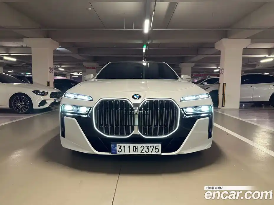 BMW 7-Series 2024 3.0 Автомат в Москве № 153238, фото 1