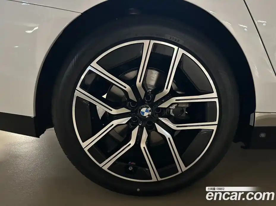 BMW 7-Series 2024 3.0 Автомат в Москве № 153238, фото 11