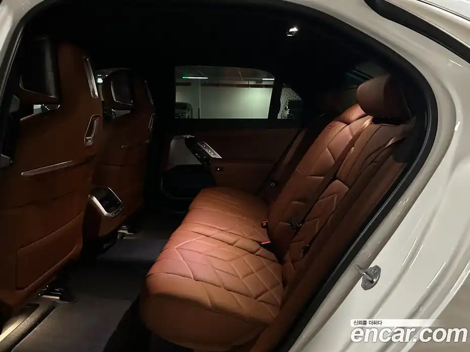 BMW 7-Series 2024 3.0 Автомат в Москве № 153238, фото 15