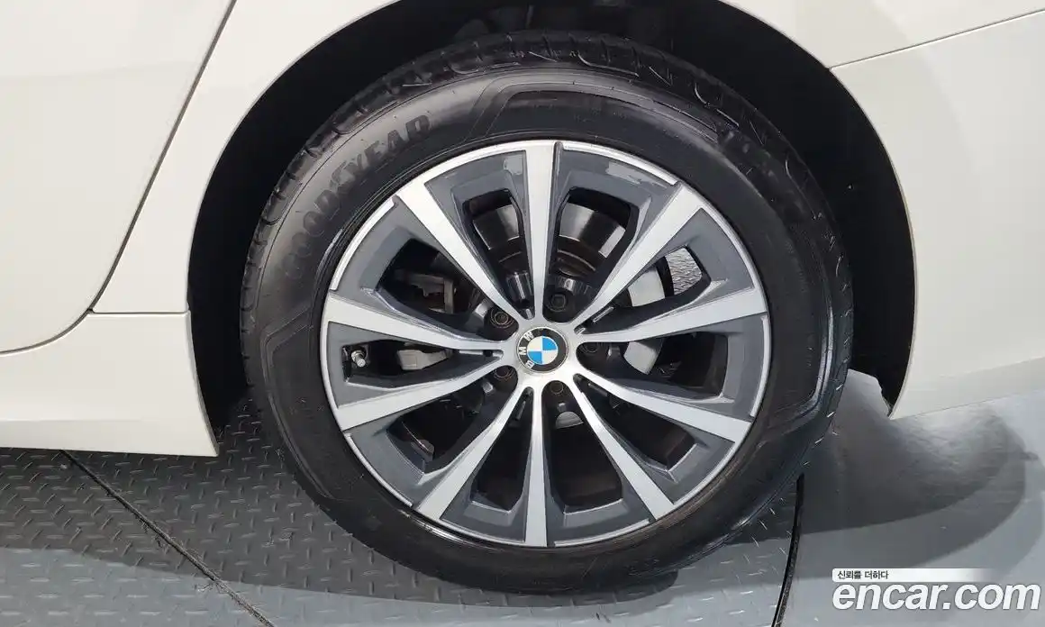 BMW 3-Series 2022 2.0 Автомат в Москве № 154085, фото 2