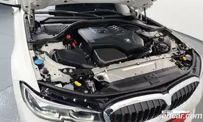 BMW 3-Series 2022 2.0 Автомат в Москве № 154085, миниатюра 4