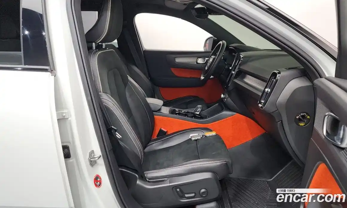 Volvo XC40 2021 2.0 Автомат в Москве № 154963, фото 17