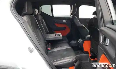 Volvo XC40 2021 2.0 Автомат в Москве № 154963, миниатюра 2