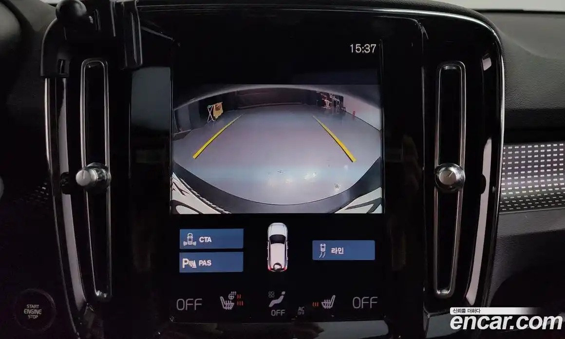 Volvo XC40 2021 2.0 Автомат в Москве № 154963, фото 4