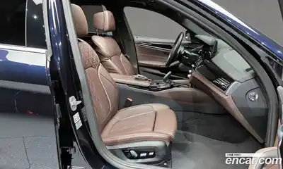 BMW 5-Series 2022 2.0 Автомат в Москве № 158695, миниатюра 2