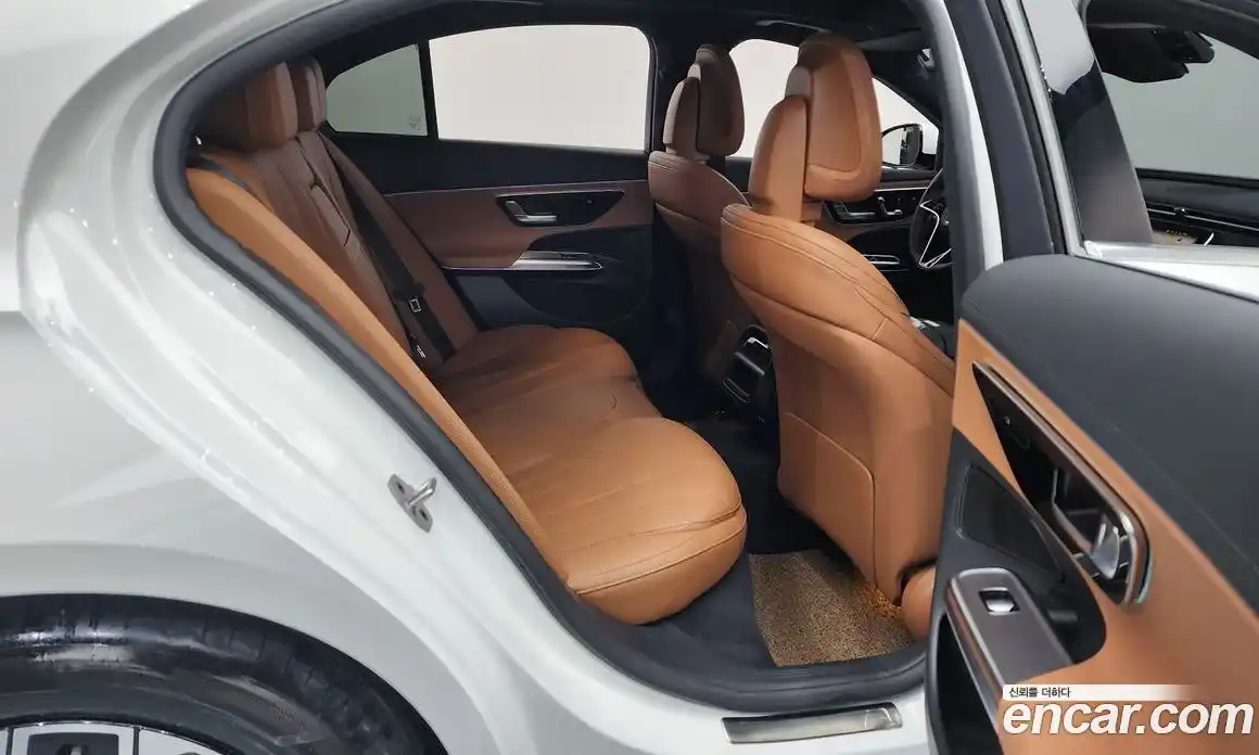 Mercedes-Benz E-Class 2025 2.0 Автомат в Москве № 160168, фото 12