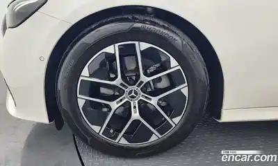 Mercedes-Benz E-Class 2025 2.0 Автомат в Москве № 160168, миниатюра 5