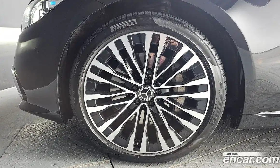 Mercedes-Benz S-Class 2023 3.0 Автомат в Москве № 160442, фото 16