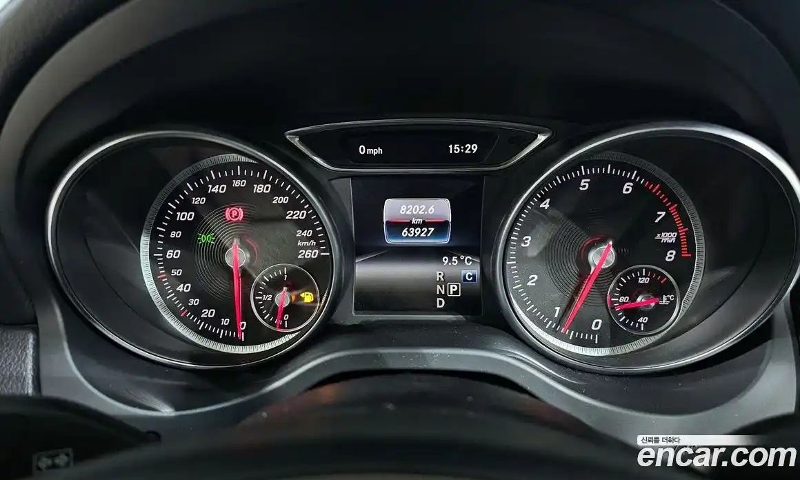 Mercedes-Benz GLA-Class 2019 2.0 Автомат в Москве № 160670, фото 1