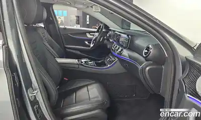 Mercedes-Benz E-Class 2017 2.0 Автомат в Москве № 161192, миниатюра 11